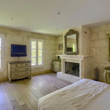 Holiday home La Demeure - Incroyable Maison En Bord De Dordogne