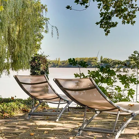 La Demeure - Incroyable Maison En Bord De Dordogne Holiday home *